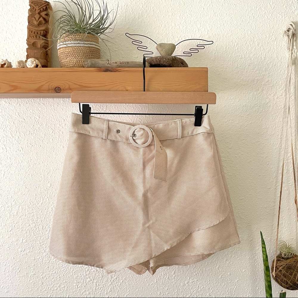 Le Lis checked skort NWOT